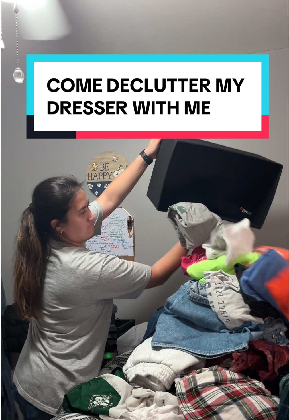Come declutter my dresser with me!!!! I was at a point where I started chucking clothes in drawers and it was overwhelming LOLLLL time to sort and reorganize!!!  Looks 100 times better!! #declutter #declutterwithme #clean #organization #organizewithme