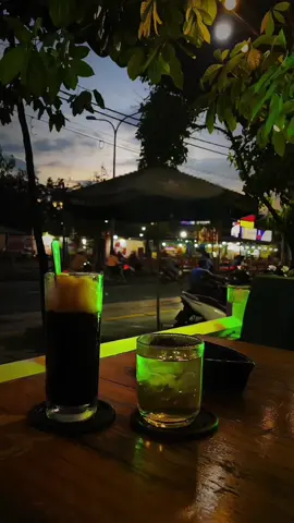 *\* Cà phê nhé .. một sớm cuối tuần không vội vã ..☕️ #cau5 #nhaccover #nhac_hay #nhactamtrang #binhyen 