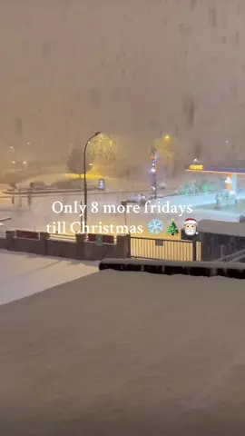 Christmas is only 62 days away! 🎅🏻❄️🎄 #christmastok #christmas #christmascountdown #christmasnostalgic  #creatorsearchinsights 