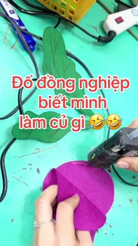 Lớp ổn ổn rồi,,bắt đầu làm đồ dùng tiếp thoii #cogiaomy #cogiaotiktok #cogiaomamnon #giaovienmamnon❤ #giaovien 