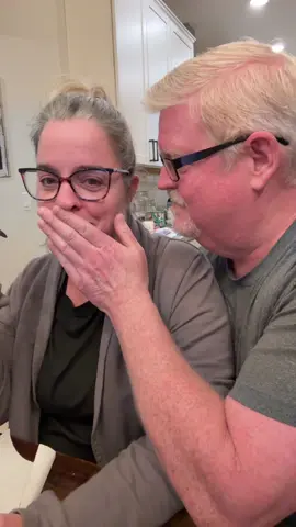 @Wendi #sillycouple #annoyinghusband #singing #gloriaestefan #annoyedwife 