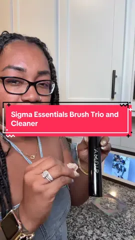 #sigmabrushes #makeupbrushcleaner #tiktokshopcosmetics #TikTokShopFallDealsForYou #TikTokShopCreatorPicks 