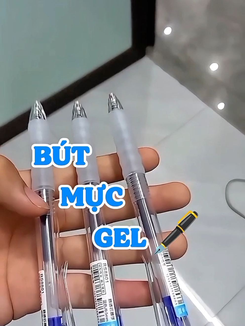 Mua đi mấy bồ viết ghiền luôn á , êm lắm 👍 #but #xh 