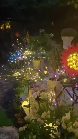 Solar powered Christmas light.#christmaslights #solarchristmaslights #fireworkchristmaslight #christmaslight