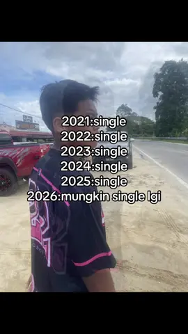 HAHAHA🤣🤣#xyzbcafypシ #luncur🛫🚀 #bismillahfypシ #raya2026 #singleera🖤 