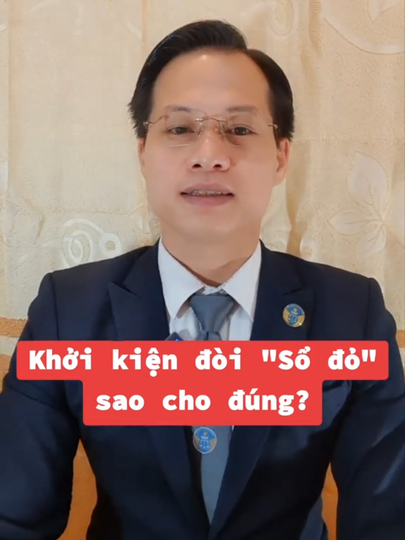 Khởi kiện đòi 