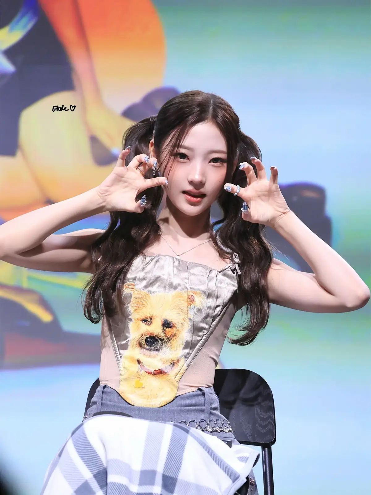 251025 #STELLA show! music core mini fan meeting. her beauty is out of this world stella is literally in a whole other realm #hearts2hearts #h2h #스텔라 #하츠투하츠