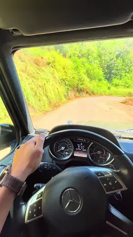 ဂုတ်ထိပ်တံတားတောင် အလံ🇲🇲🇲🇲တွေဖြုတ်လိုက်ပြီဗျာ #ရှမ်းမြောက် #Brang #Lucky #လားရှိုးမြို့ #ငါသေမှပဲfypပေါ်ရောက်မှာလား😑😑 @K.P.K.S 🎀🤎 