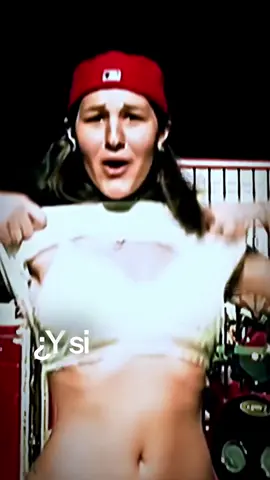 🔥 Si creciste con un Discman, pantalones anchos y rabia sin nombre, este reel es para ti. El #NuMetal no murió, solo cambió de forma. Y está más vivo que nunca. 👇 Deja en los comentarios tu himno de esos años. #NuMetal #Generacion2000 #RockVivo