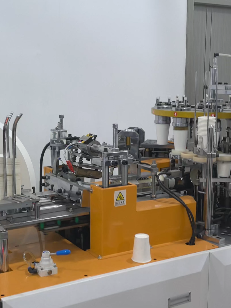 Paper cup making machine Contact me :86 189 8975 0518 #machine #paper #cup #cupmachine #economy #eco_friendly