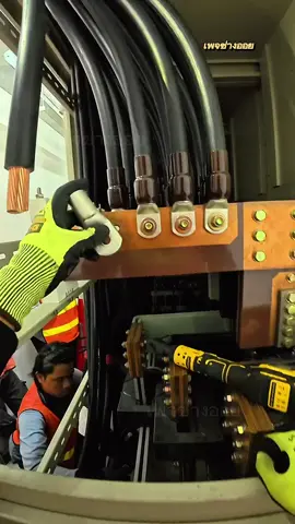 #tukanglistrik #promomakangajian #semuabisaditiktok #fyp 