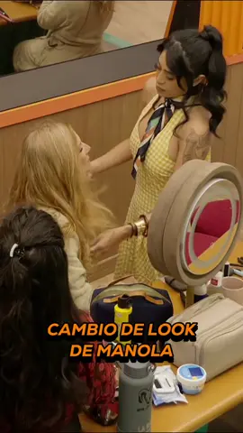 #KimShantal le hace cambio de look a #ManolaDíez… 🔥😍✨ #LaGranjaVIP Lunes a viernes 9:00 p.m. por #AztecaUNO.⁣ Domingo La Gala 8:00 p.m. por Azteca UNO.⁣ ⁣ 🌾 Transmisión 24/7 en #DisneyPlus experiencia completa.