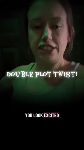 When surrounded- use this strategy 👍 But also can we talk about why did I choose to go to a haunted house when I could've just watched the news smh #madworldhauntedattraction #madworld #hauntedhouse #imnotscared #selfie 