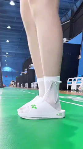 Sắm đôi này xong chắc đeo đi ngủ quá :))) #order #CầuLông #Badminton #sports 