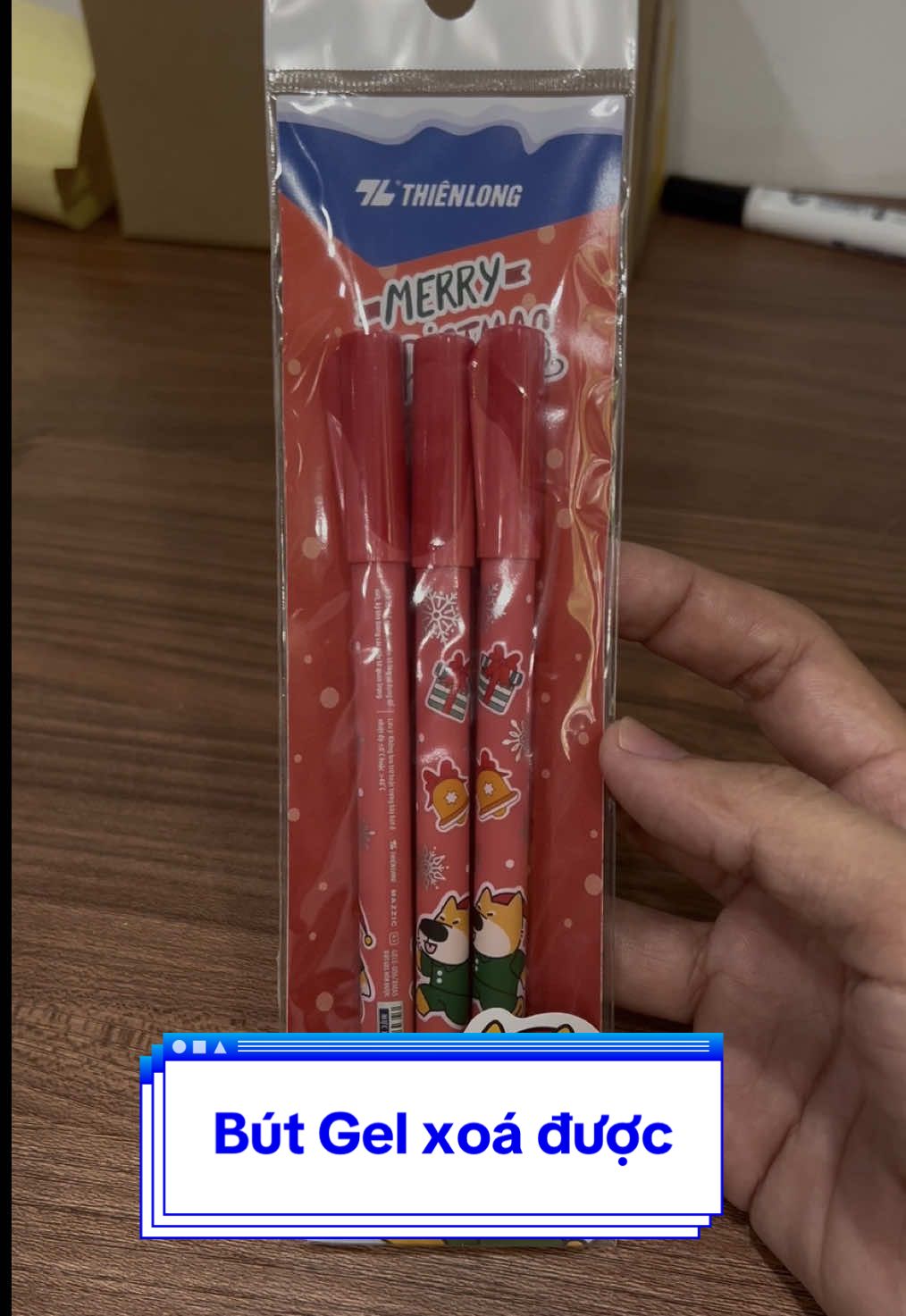 Bút Gel xóa được với thiết kế chào mừng Giáng sinh 2025 với nhiều Combo cho các bạn lựa chọn. #butgel #thienlong #xoaduoc 