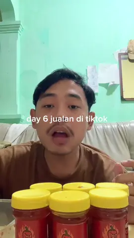 makin hari makin makin