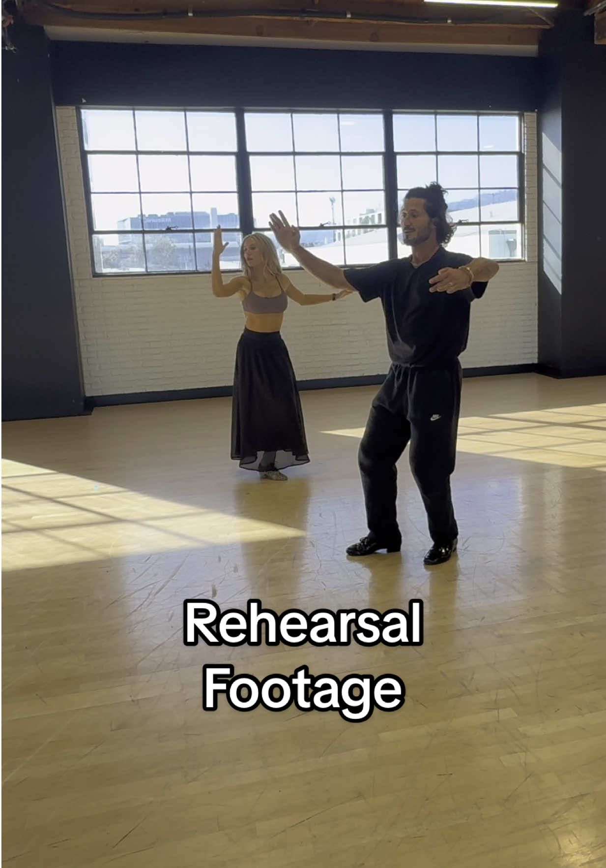 Might be boring video but I wanted to showcase how great of a teacher @Val is ❤️ because it’s SLOW the first few days .. rlly pushing myself this week & excited to show u our dance Tuesday #dwts 