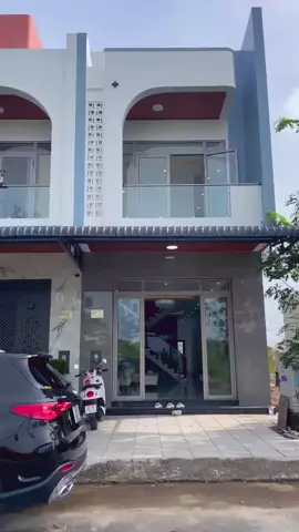 🌿Nhà đẹp mới hoàn thiện,C4 đường số 2 KĐT Tây Bắc, Rạch Giá  Diện tích : 4,5 x 20. Thổ cư + GPXD đầy đủ. Nhà 1 trệt 1 lầu, phòng khách hiện đại, bếp, 3 phòng ngủ, 3 vệ sinh, ban công thoáng mát  Hướng Tây Nam  Tặng full nội thất trong nhà. #nhahiendai  #bdskiengiang  #nhadeprachgia  #bdsrachgia  #nhadep  @Nguyễn Hồng 🍀 