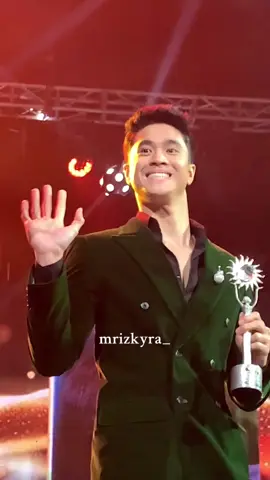 tahun depan masuk nominasi ya bang @Yesayabrhm 🤘🏻✨ #yesaya #yesayaabraham #bericintawaktu #sctvaward 