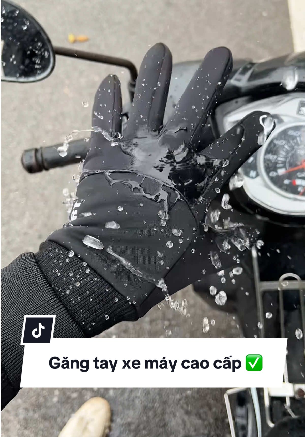 Găng tay chống nước cao cấp, chất liệu nỉ bông bên trong ấm áp #gangtaymuadong #gangtay #gangtayxemay 
