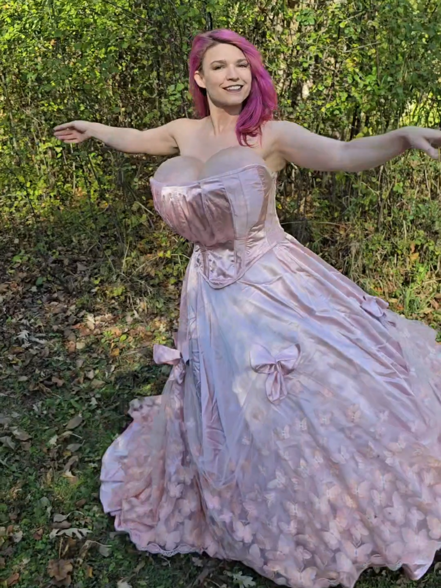 My Victorian inspired Glinda gown  #sewing #DIY #cosplay  #chimeracostumes 