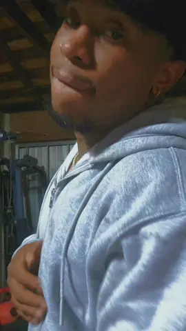 🤣 It got stuck on my arms smh