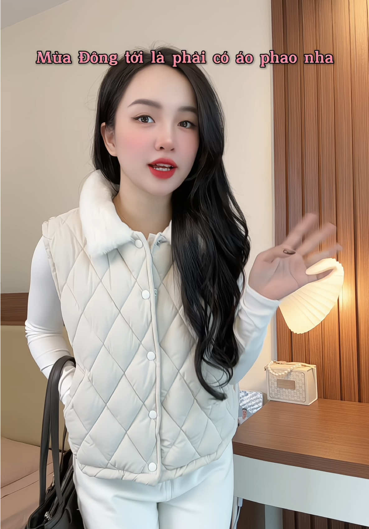 Thấy áo phao là thấy mùa Đông nha #aophao #aophaogile #gile #aophaonu #quynhsena 