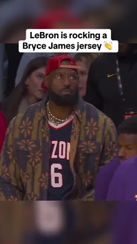 LeBron supporting his kid 👏 (via Prime) #NBA #lebron #lebronjames 