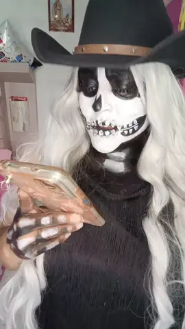 Por qué no avisan 🥹😭 @José Andrés @Dieguito Bautista Melchor @Una familia de 3 👨‍👩‍👧🏡💕 #Maquillaje #Diademuertos #Halloween 