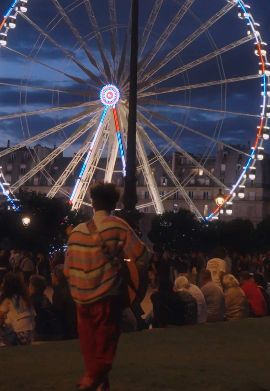 “Thom Thumb” 🌊🪨⏳ Live from Paris. OUT NOW :) 