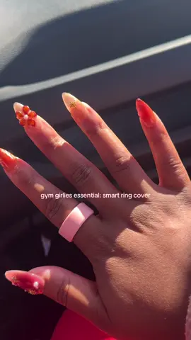 Keeps the scratches off! Linked in my amazon storefront. #gymessentials #gymgirls #smartring #ouraring #ultrahumanring 
