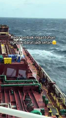 Kelakuan siapaa itu ? 🤣 #pelauttiktok #pelaut #pelauttiktokindonesia🖤 #pelautpunyacerita🙂🙏🚢🚢⚓ #pelautpunyacerita 