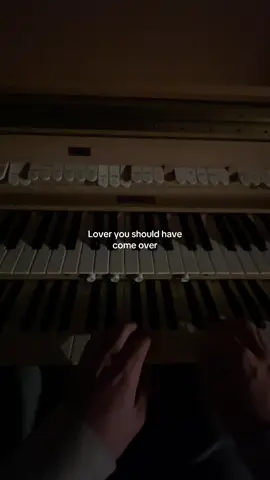 it’s never over #loveryoushouldhavecomeover #jeffbuckley #organ #guitar #crying 