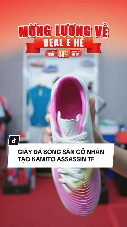 Giày đá bóng Kamito ASSASSIN TF - Lựa chọn không thể bỏ qua của những cầu thủ đam mê tốc độ và có khả năng dứt điểm uy lực và chính xác. Với giá siêu hấp dẫn chỉ từ 3XX #kamito #kamitofootball #giaythethao #giaydabongsanconhantao #giaydabong 