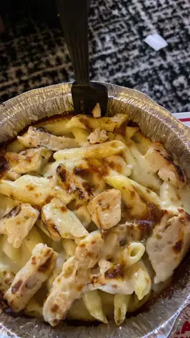 #yummy #dominospizza 