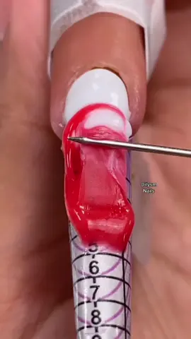 Pennywise doing my Nail 🎈 H3LP!!! Ahah 🤡 ilysmnails .com #nailsart #satisfying #nails #beautyhacks #october  