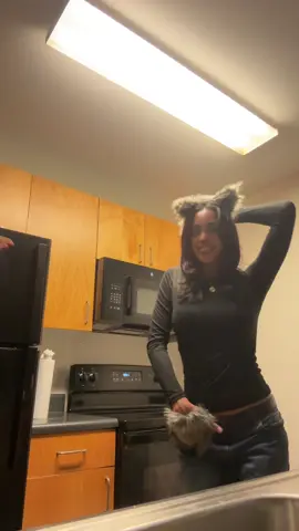 happy halloween (mind u it’s next week)