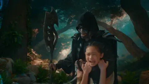 PIRENA AT GAEIA NAKATAKAS NA NGUNIT SILA’Y SINALUBONG NG MGA HADEZAR! makakatakas kaya sila? DANAYA PINAKAWALAN UPANG IPAIN KAY TERRA makakatakas kaya si danaya?#fypツviral ##encantadiachronicles #pirena#danaya #gaeia 