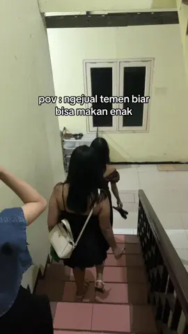 Aslinya cuma bisa kebeli mie ayam doang@nindy @17s 