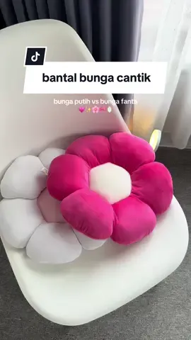 cantik yg bunga putih atau bunga fantanya nih??🌸😍 #bantal #bantalbunga #bantalsofa #bantallucu #bantalmurah 