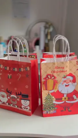 12pcs Christmas Kraft Paper Ba #christmas #giftbag #paperbag #kraftpaperbag #fyp   