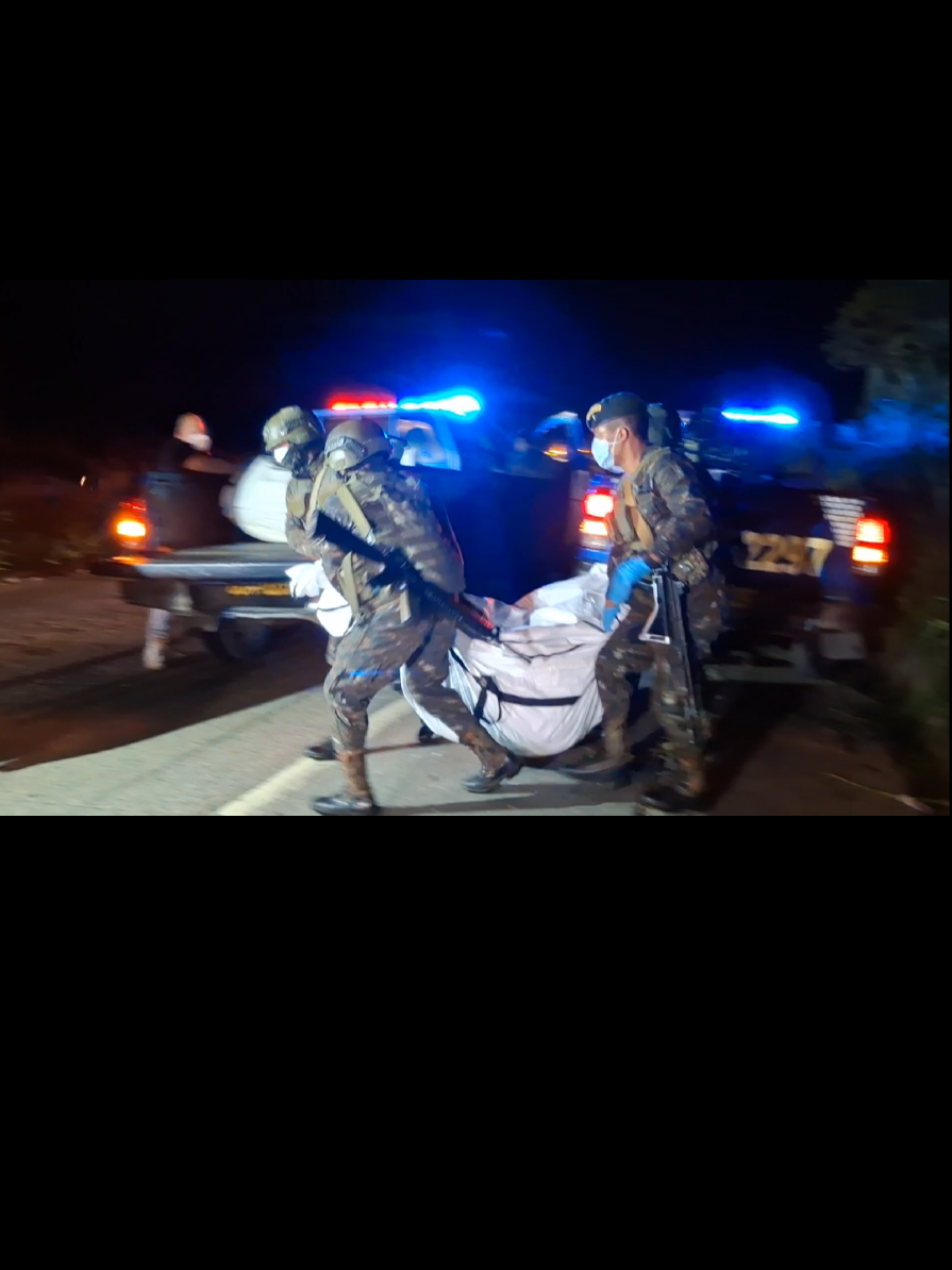 JORNADA VIOLENTA,  8 CU3RPOS FUER9N LOCALIZADOS ENVUELTOS EN SABANAS EN RUTA AL ATLÁNTICO, NOSE PUDO ESTABLEC3R INDETIDADES #medios #BOMBEROS #noticias #viral #guatemala 