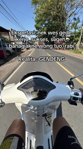 #jualbelibanyuwangi #jualbelivespa #jualbelimotorsecond #jualbelivespajawatimur #jualbelivespabanyuwangi #vespasprint150 #jualbelivespamatic #jualbelivespasitubondo #jualebelivespabondowoso #jualbelivespajember 