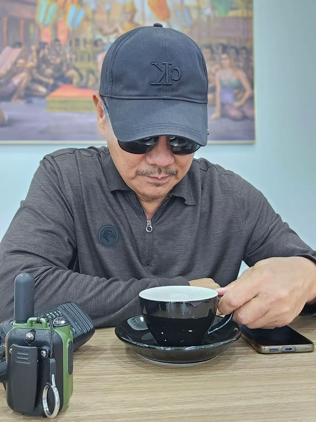 អរុណសួស្ដីថ្ងៃចុងសប្ដាហ៏ សូមគោរពអញ្ជើញបងប្អូន ញាំកាហ្វេជាមូយខ្ញុំបាទ ☕️#រាជសឹង្ហ #ផុសដោយអ្នកគាំទ្រឯកឧត្តមជួនណារិន្ទ 