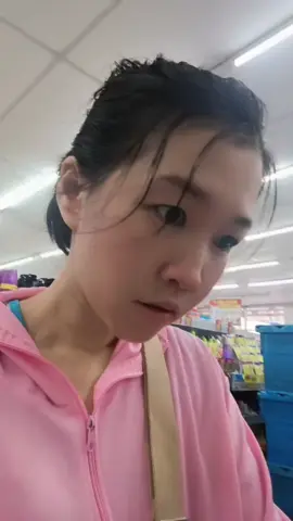 Koq bisa gitu ya?#cicihemat #sofialisme #sofia 