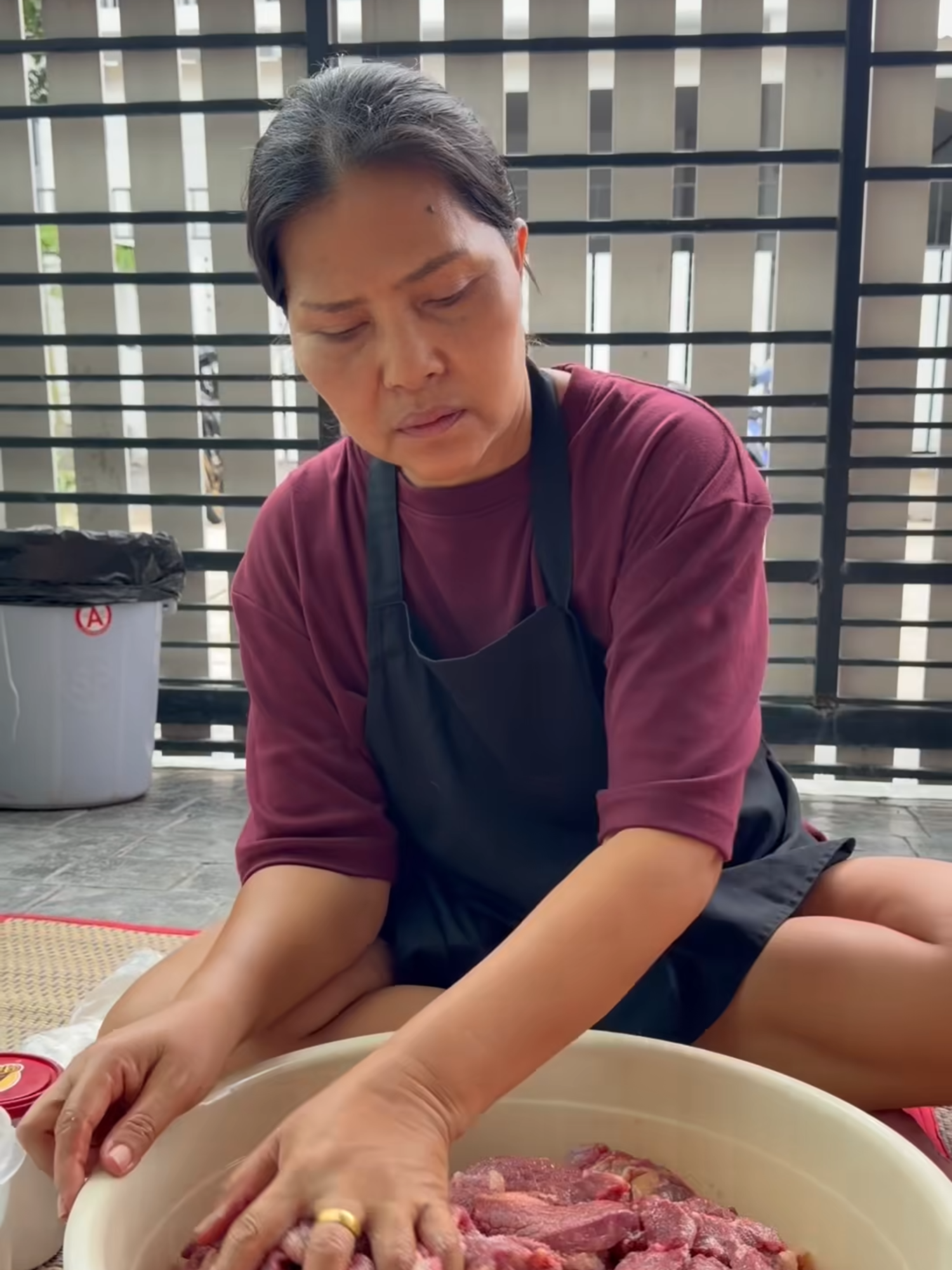 ขั้นตอนการหมักเนื้อแดดเดียวสูตรของสุน🤣🤣