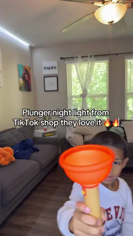 They love this lil night light 🤝🏽🤝🏽🤝🏽 #keldrickhopson #contentcreator #influencer #fyppppppppppppppppppppppp #tiktokshop 