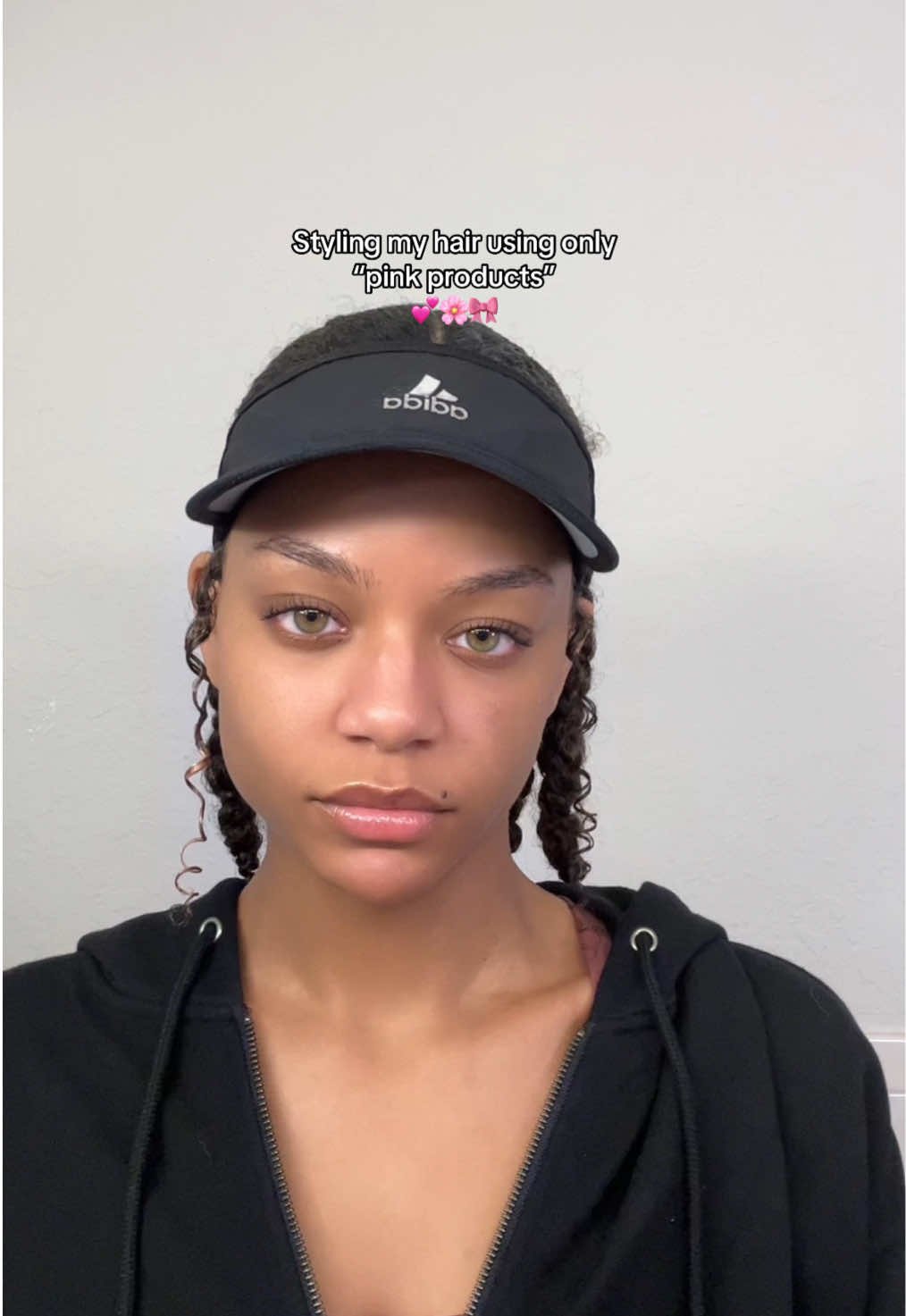 I’m always up for a good challenge (this was funnn)  . Products Used: 💕🌸🎀 Define Edgelift Brush- @BounceCurl (🔗 in bio!)  Code: KIMORALEE10  Strong Hold Gel- @Rizos Curls  Palo Santo Styling Mousse-@PATTERN Beauty  Rose Gold Hair Makeup- @Curlsmith  . #hairtips #3c #4a #hair #hairgrwm #hairroutine #hairroutineforcurls #hairmask #grwmhair #curlyhair #curlyhairroutine #washdayroutine #lowporosityhair #curlycut #results #getunreadywithme #shrinkage #hydration #hairmask #healthyhair #haircare #deepconditioning 