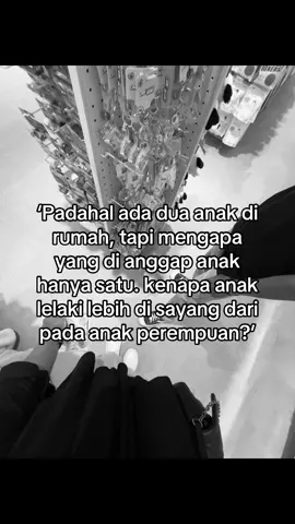 Di rumah tapi seperti bukan di rumah