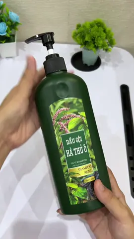 Dầu gội giảm rụng tóc hỗ trợ mọc tóc dày dài hơn #daugoithaoduoc #daugoi #daugoihathuo #xuhuong #tranghatay96  @Trang Hà Tây 96  @Trang Hà Tây 96  @Trang Hà Tây 96 